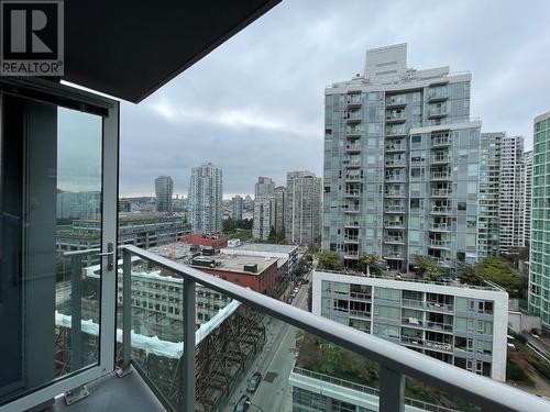 1607 233 Robson Street, Vancouver, BC - Outdoor With View