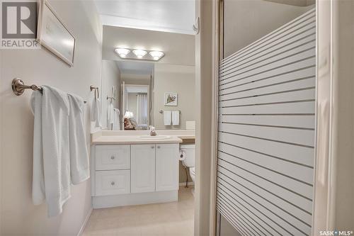 114 801 Heritage Crescent, Saskatoon, SK - Indoor Photo Showing Bathroom