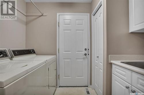 114 801 Heritage Crescent, Saskatoon, SK - Indoor Photo Showing Laundry Room