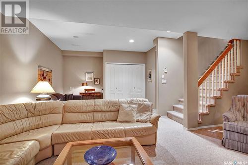 114 801 Heritage Crescent, Saskatoon, SK - Indoor Photo Showing Living Room