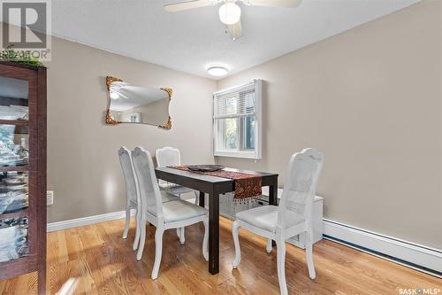 1414 Lorne Avenue, Saskatoon, SK - Indoor Photo Showing Dining Room