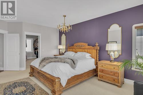 4822 Carmel Crescent, Kelowna, BC - Indoor Photo Showing Bedroom