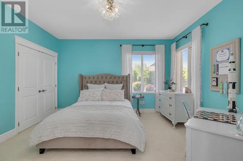 4822 Carmel Crescent, Kelowna, BC - Indoor Photo Showing Bedroom