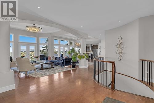 4822 Carmel Crescent, Kelowna, BC - Indoor