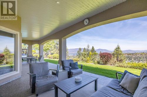 4822 Carmel Crescent, Kelowna, BC - Outdoor With Deck Patio Veranda With Exterior