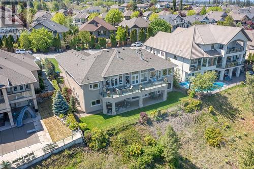 4822 Carmel Crescent, Kelowna, BC - Outdoor