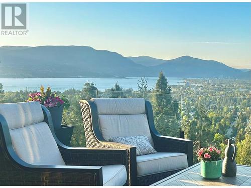 4822 Carmel Crescent, Kelowna, BC - Outdoor With Body Of Water