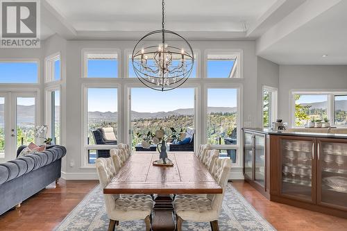 4822 Carmel Crescent, Kelowna, BC - Indoor Photo Showing Dining Room