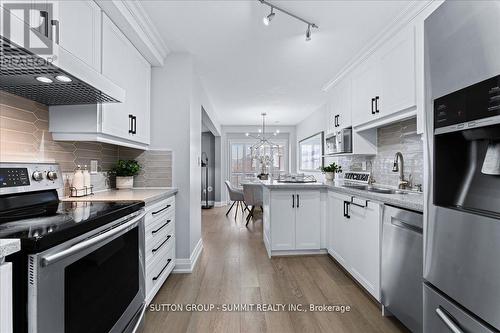 26 Ganton Heights, Brampton, ON - Indoor Photo Showing Kitchen With Stainless Steel Kitchen With Upgraded Kitchen