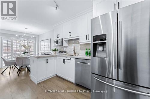 26 Ganton Heights, Brampton, ON - Indoor Photo Showing Kitchen With Stainless Steel Kitchen With Upgraded Kitchen