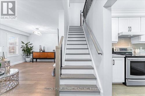 26 Ganton Heights, Brampton, ON - Indoor Photo Showing Kitchen