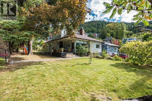 424 Sixth  Street, Nelson, BC - Outdoor