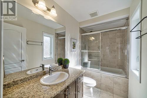 509 Clifford Perry Place, Newmarket, ON - Indoor Photo Showing Bathroom