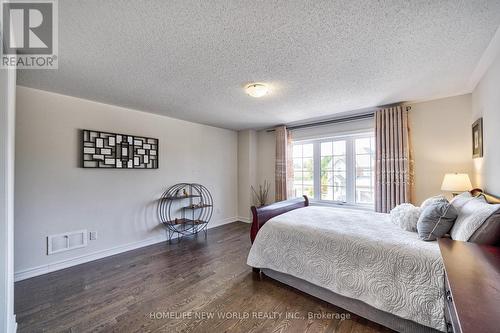 509 Clifford Perry Place, Newmarket, ON - Indoor Photo Showing Bedroom