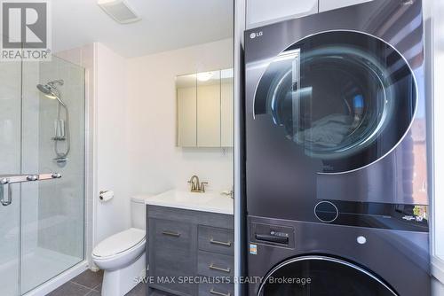 16 Faye Street, Brampton, ON - Indoor Photo Showing Laundry Room