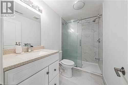 5008 Willowood Drive, Mississauga, ON - Indoor Photo Showing Bathroom