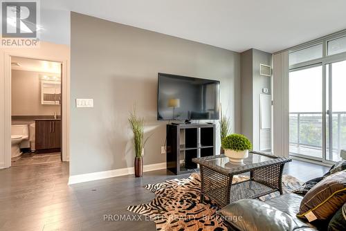 907 - 1 Michael Power Place, Toronto, ON - Indoor Photo Showing Living Room