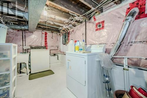 31 Ellen Street, Fort Erie, ON - Indoor Photo Showing Laundry Room