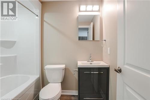 183 Rykert Street Street Unit# B, St. Catharines, ON - Indoor Photo Showing Bathroom