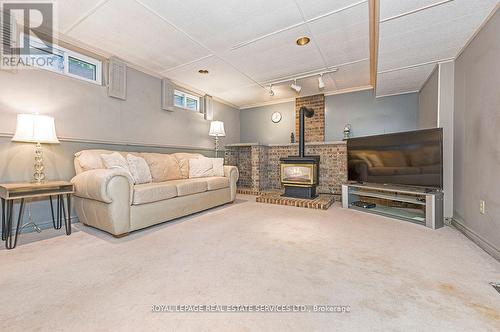 2133 Millway Gate, Mississauga (Erin Mills), ON - Indoor With Fireplace