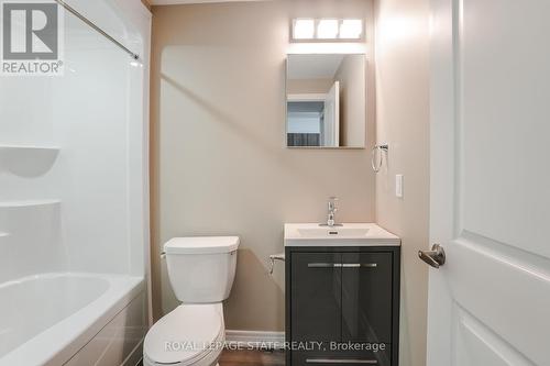 B - 183 Rykert Street, St. Catharines, ON - Indoor Photo Showing Bathroom