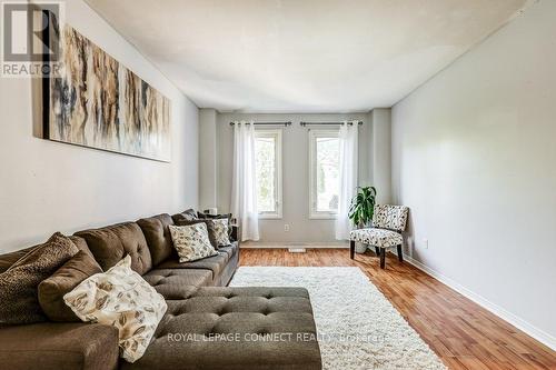 100 Sullivan Drive N, Ajax, ON - Indoor Photo Showing Living Room