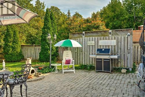 2259 Ingersoll Drive, Burlington, ON - Outdoor