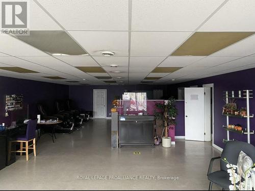 104-108 Dundas Street W, Quinte West, ON - Indoor Photo Showing Other Room