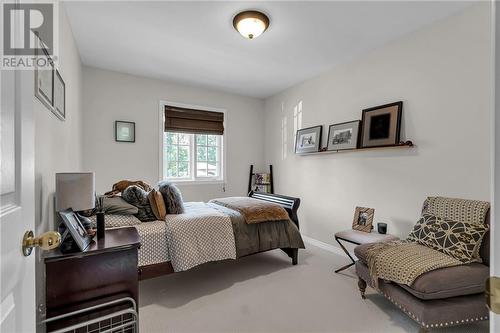 565 Dean Drive, Cornwall, ON - Indoor Photo Showing Bedroom