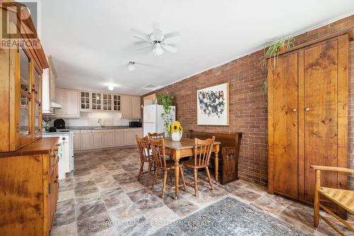 367 Bleecker Avenue, Belleville, ON - Indoor Photo Showing Dining Room