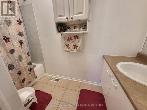 30 - 9 Progress Avenue, Belleville, ON - Indoor Photo Showing Bathroom