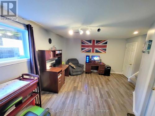 30 - 9 Progress Avenue, Belleville, ON - Indoor Photo Showing Bedroom