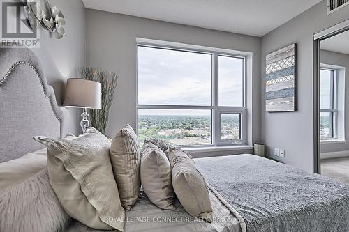 2002 - 1255 Bayly Street, Pickering, ON - Indoor Photo Showing Bedroom