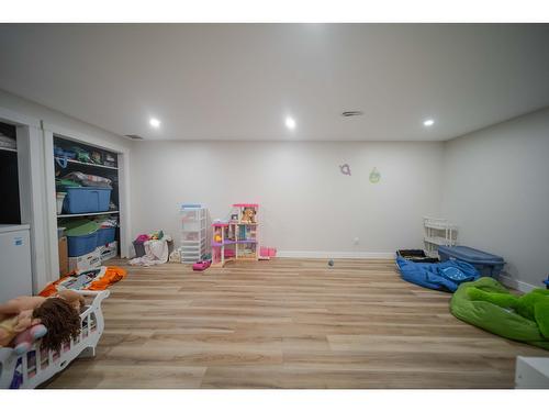 36 Anderson Crescent, Cranbrook, BC - Indoor Photo Showing Basement