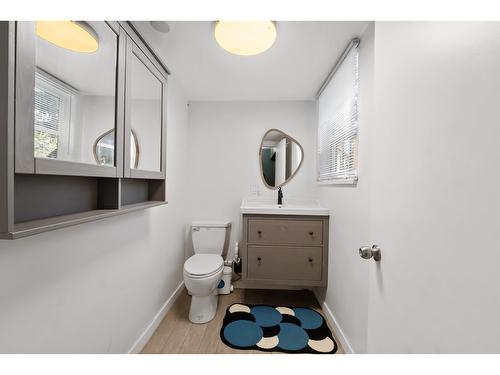 20784 48 Avenue, Langley, BC - Indoor Photo Showing Bathroom