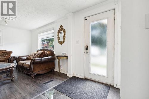 15 St Albans Drive, Halton Hills, ON - Indoor