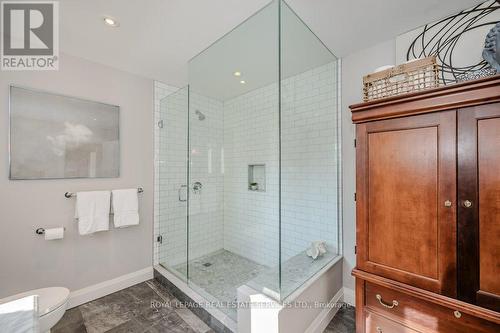 1460 Albion Avenue, Oakville, ON - Indoor Photo Showing Bathroom