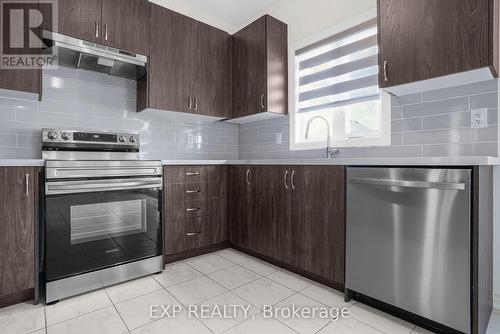 1627 Marina Drive, Fort Erie, ON - Indoor Photo Showing Kitchen With Upgraded Kitchen