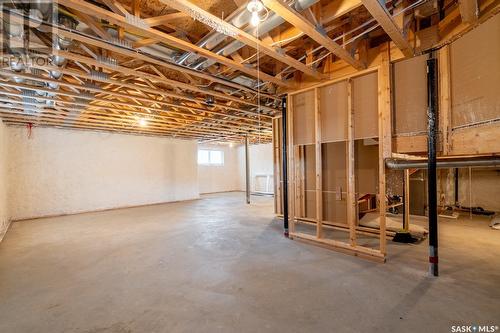 5114 Anthony Way, Regina, SK - Indoor Photo Showing Garage