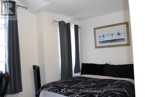 35 Ed Ewert Avenue, Clarington, ON - Indoor Photo Showing Bedroom