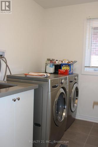 35 Ed Ewert Avenue, Clarington, ON - Indoor Photo Showing Laundry Room