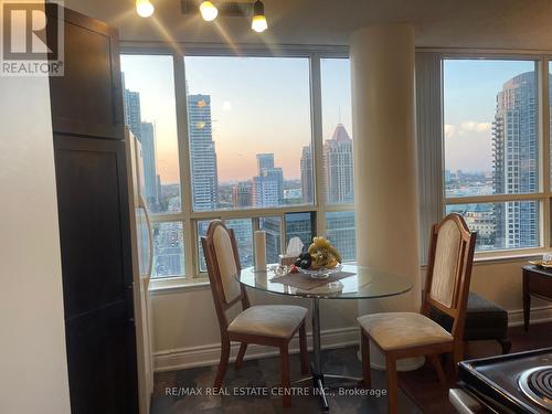 2408 - 400 Webb Drive, Mississauga (City Centre), ON - Indoor Photo Showing Dining Room