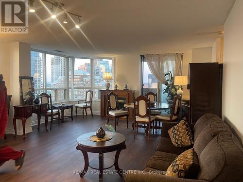 2408 - 400 Webb Drive, Mississauga (City Centre), ON - Indoor Photo Showing Living Room