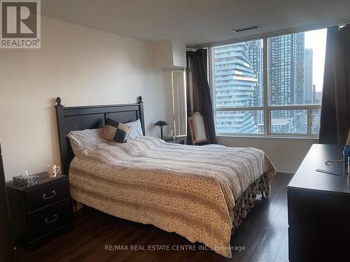 2408 - 400 Webb Drive, Mississauga (City Centre), ON - Indoor Photo Showing Bedroom