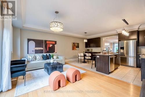 12B Basswood Road, Toronto (Willowdale West), ON - Indoor Photo Showing Kitchen