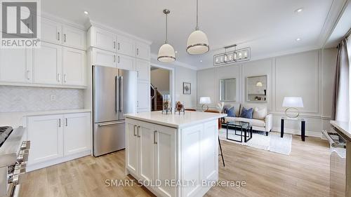 70 William Durie Way, Toronto, ON - Indoor Photo Showing Kitchen