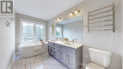 70 William Durie Way, Toronto (Newtonbrook West), ON - Indoor Photo Showing Bathroom