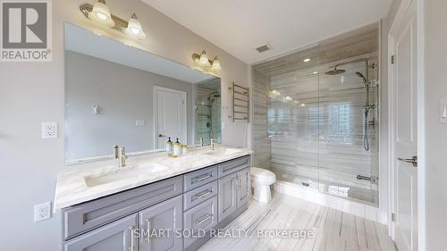 70 William Durie Way, Toronto (Newtonbrook West), ON - Indoor Photo Showing Bathroom