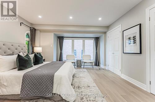 2 Oriole Road, Toronto (Yonge-St. Clair), ON - Indoor Photo Showing Bedroom