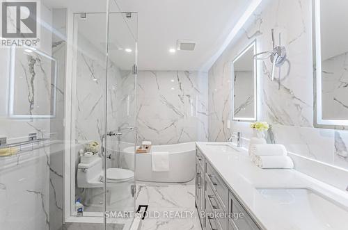 2 Oriole Road, Toronto, ON - Indoor Photo Showing Bathroom